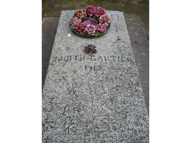 Liste de photographies du cimetière Fiche de présentation de Cimetière de Saint-Enogat - Informations et services en ligne - Portail funéraire Citoyen Ville de Dinard Ville de Dinard