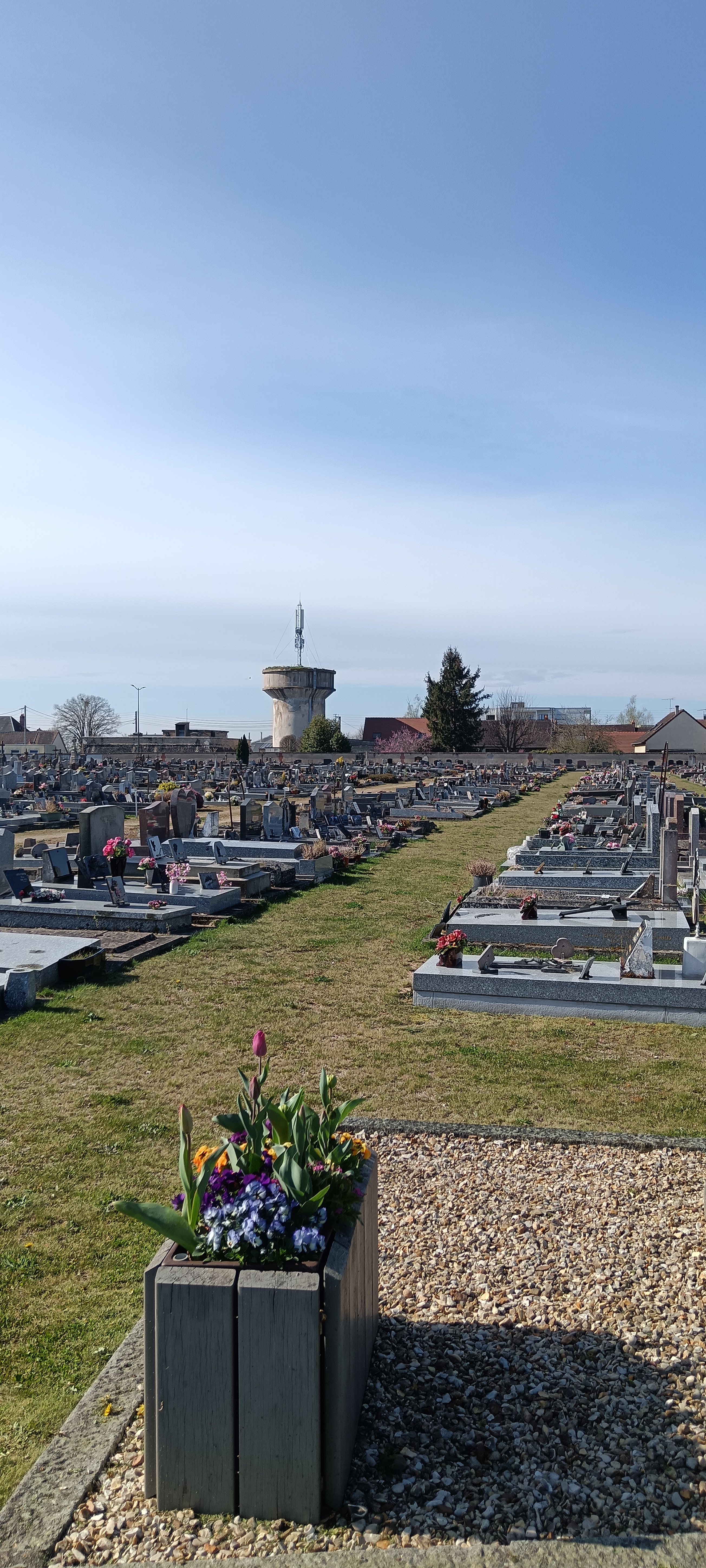 listes de photographies des cimetière de la ville de GIEN, Histoire des cimetières de la ville de GIEN , Historique sépultures de la ville de GIEN 
