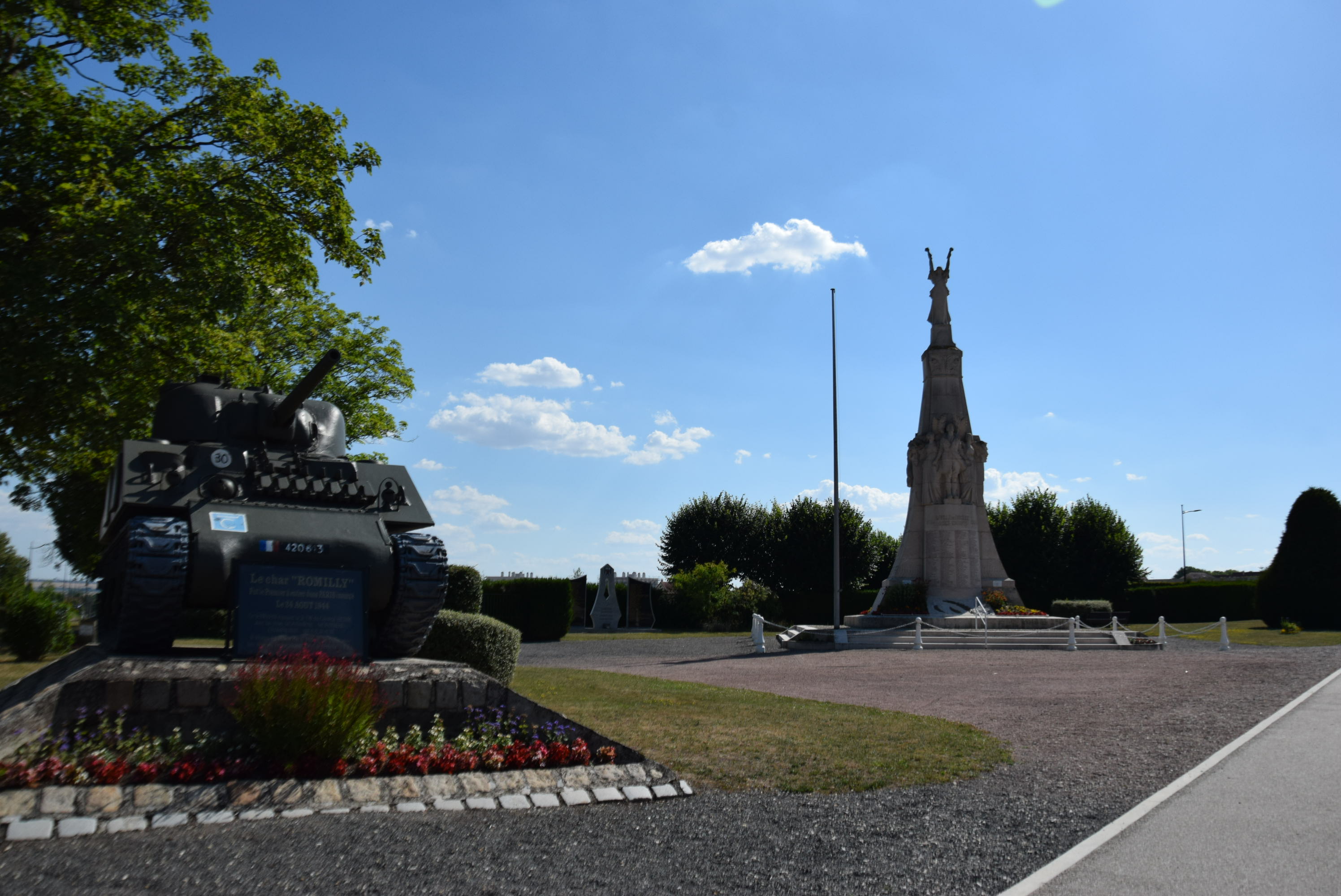 Histoire des cimetières de la ville de ROMILLY SUR SEINE, Historique sépultures de la ville de ROMILLY SUR SEINE