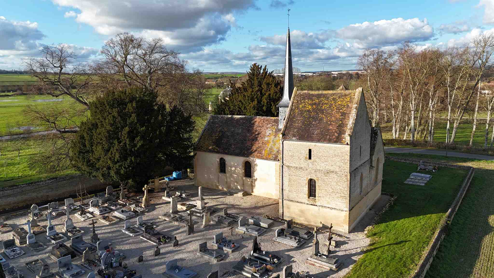 Liste de photographies du cimetière Fiche de présentation de Cimetière de Carel - Informations et services en ligne - Portail funéraire Citoyen Commune de Saint-Pierre-en-Auge Commune de Saint-Pierre-en-Auge