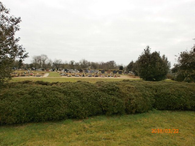 Liste de photographies du cimetière Fiche de présentation de Cimetière de la Noë - Informations et services en ligne - Portail funéraire Citoyen Ville de Thouaré sur Loire Ville de Thouaré sur Loire