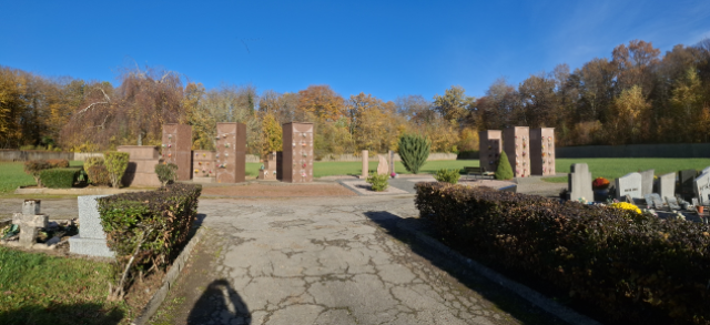 Liste de photographies du cimetière Fiche de présentation de Nouveau Cimetière - Informations et services en ligne - Portail funéraire Citoyen de la commune de TUCQUEGNIEUX de la commune de TUCQUEGNIEUX