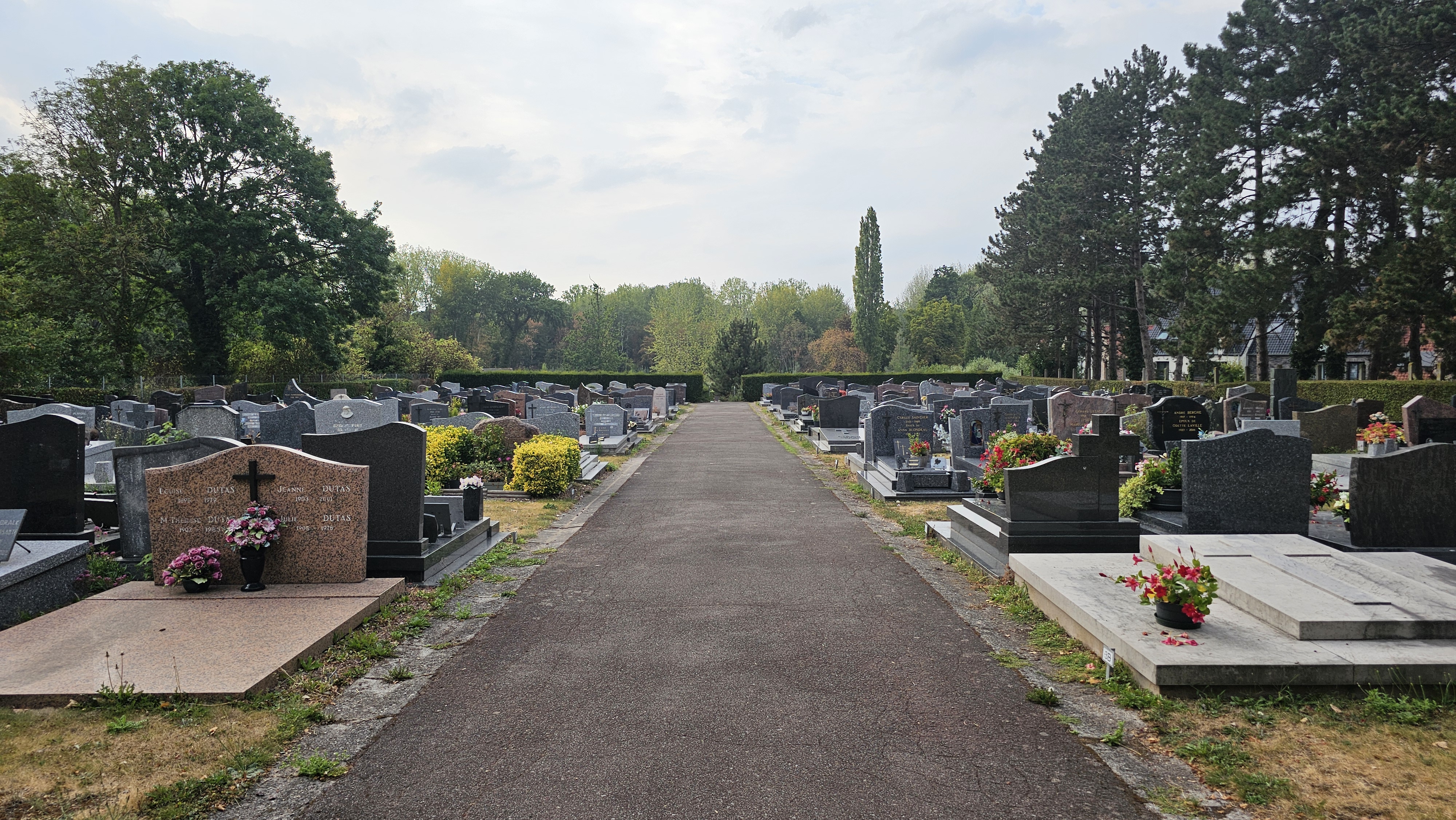 listes de photographies des cimetière Commune de Verlinghem, Histoire des cimetières Commune de Verlinghem , Historique sépultures Commune de Verlinghem 