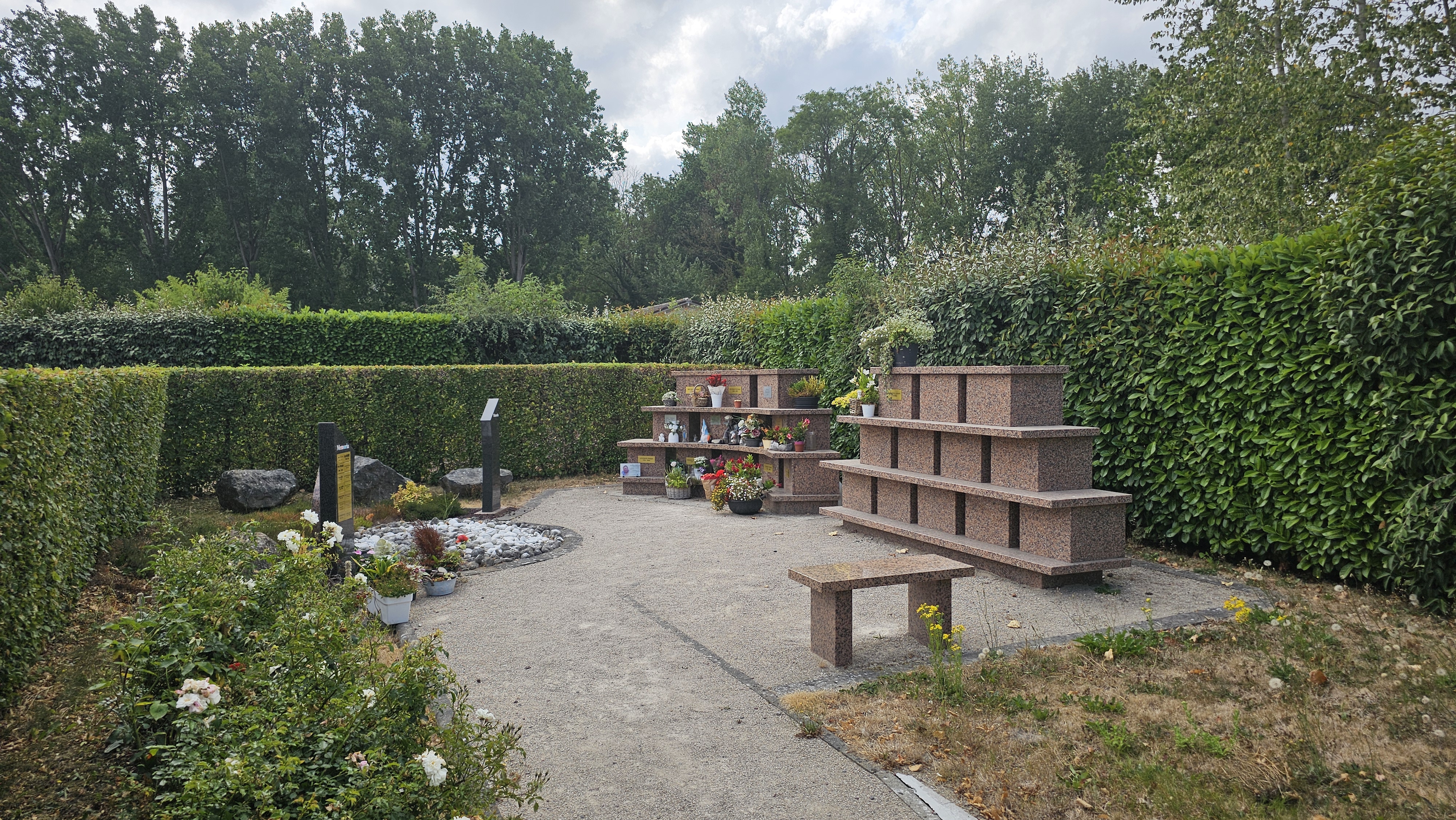 listes de photographies des cimetière Commune de Verlinghem, Histoire des cimetières Commune de Verlinghem , Historique sépultures Commune de Verlinghem 