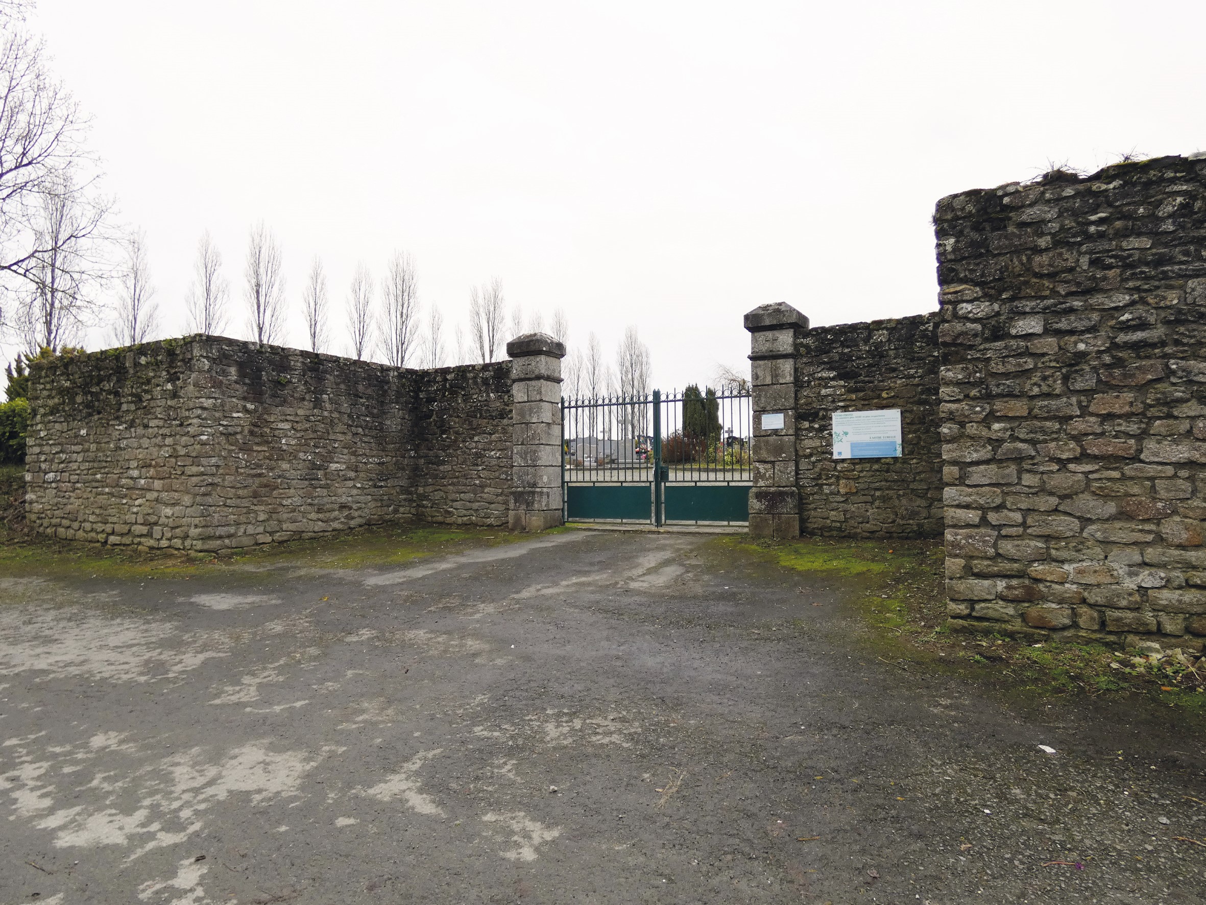 Histoire des cimetières Ville de Lanvallay, Historique sépultures Ville de Lanvallay